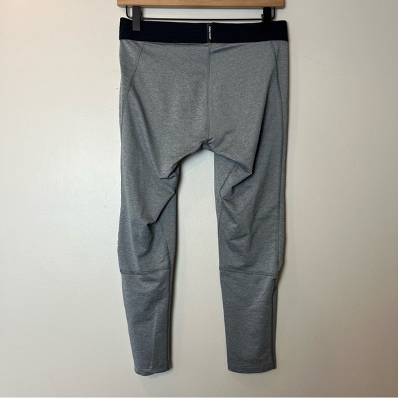 Nike Pro Gray Cropped Running Tights Medium - Picture 2 of 8